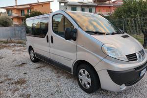 Renault trafic 9 posti