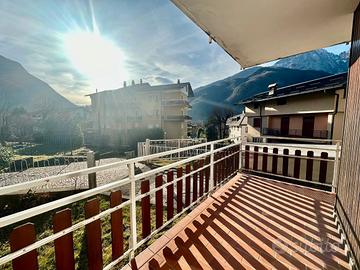 Luminoso appartamento con terrazza vista Grigna, b
