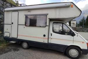 Autocaravan Ford transit anno 1989-DA RIPARARE-
