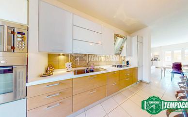 TRILOCALE CON BOX AUTO IN ZONA PIAZZA GENOVA