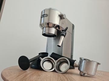macchina del caffè Delonghi Dedica Style