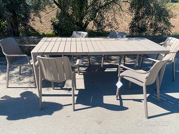 Nardi tavolo tevere + 6 poltrone tiberina cm 147