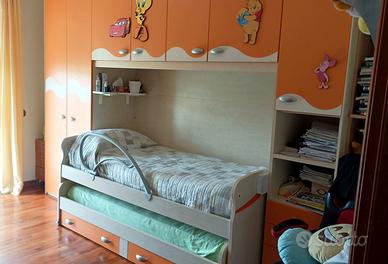 Cameretta bimbi a ponte 2 letti