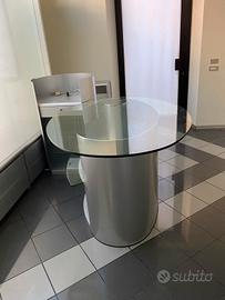Arredamento boutique negozio laccato cristallo 