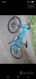 Mountain Bike B'Twin – blu - seminuova - Cube