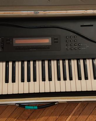Tastiera KORG M1