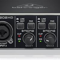 Behringer U-Phoria UMC202HD