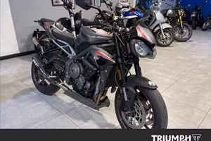 TRIUMPH Street Triple 765 R
