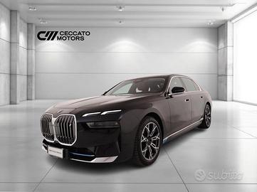 BMW Serie 7 i7 xdrive60