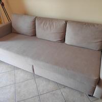 DIVANO-LETTO MATRIMONIALE CON CONTENITORE IKEA