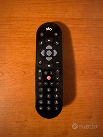 Telecomando Sky Q e Sky Q mini