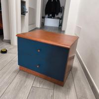 2 comodini color Ciliegio e Blu