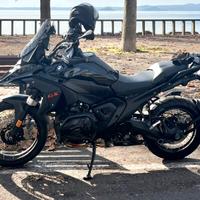 BMW GS 1300 Triple Black