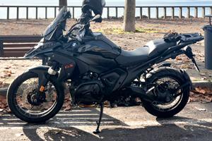 BMW GS 1300 Triple Black