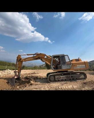 Escavatore fiat hitachi 200