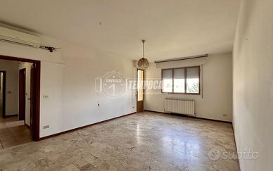 QUADRILOCALE CON CANTINA E GARAGE