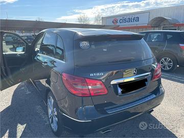 Mercedes classe b motore 90.000