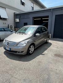 Mercedes B200 2006