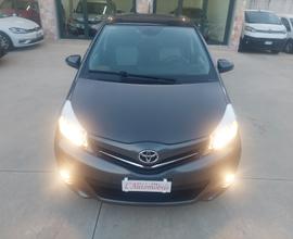 Toyota Yaris 1.4 D-4D 5 porte 90cv TETTO