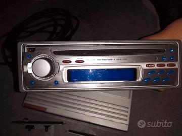 Autoradio macchina