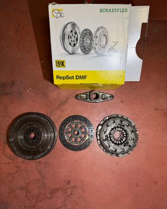 Frizione volano bimassa bmw e90 318i 320i 2004/09