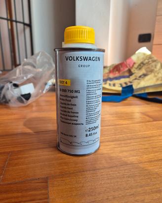 Liquido freni orignale VW B.000.750.M1 250ml