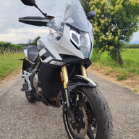 CFMoto MT650