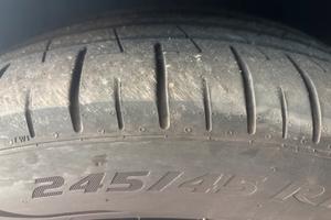 Pneumatici 245/45 r19 102Y