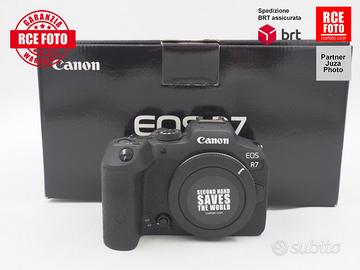 CANON EOS R7