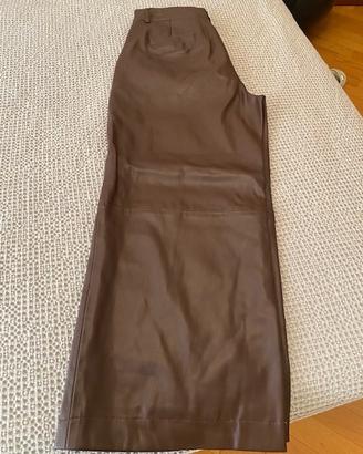 pantaloni similpelle marroni
