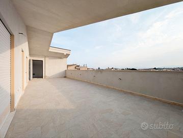 Bivano nuovo con ampia terrazza a livello