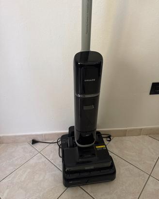 Scopa lava pavimenti ed aspirapolvere