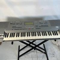 Tastiera arranger korg is50