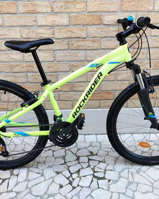 ROCKRIDER MOUNTAIN BIKE
