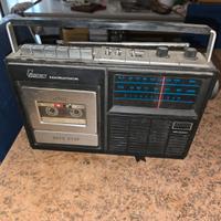 Radio vintage funzionante in fm e am cassetta