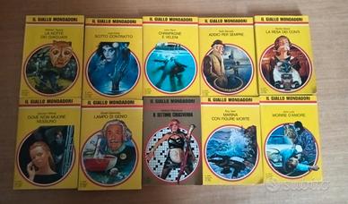 19 libri giallo Mondadori e classici del giallo 
