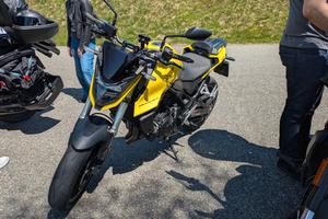 Honda CB750 Hornet 2023 - Sport Pack + Mivv (8.300
