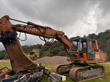Fiat hitachi FH20 con cesoia da ferro