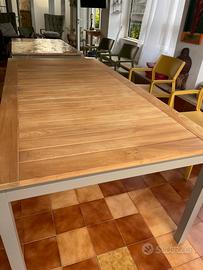 Tavolo da esterno allungabile