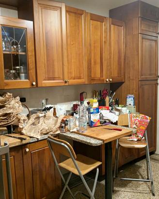CUCINA COMPONIBILE IN LEGNO MASSELLO NOCE COMPLETA