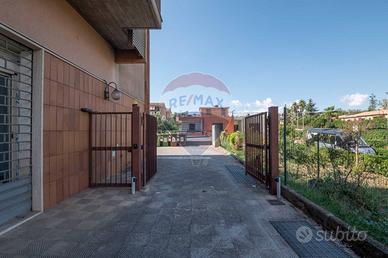 Locale Commerciale - Caltagirone