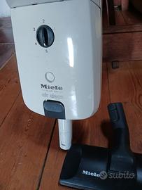 scopa elettrica Miele 