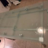 Tavolo allungabile im vetro temperato