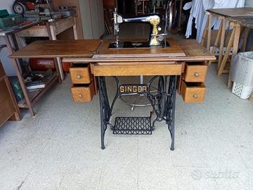 Macchina da cucire Singer Vintage