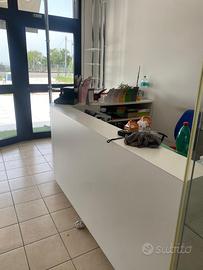 Arredamento completo per negozio
