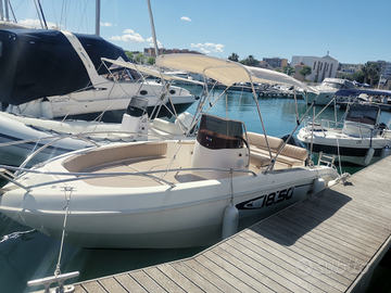 Noleggio barche e gommoni a Manfredonia