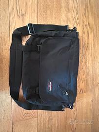 Borsa Tracolla Eastpack