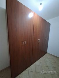 Vedo armadio cassettiera comodini