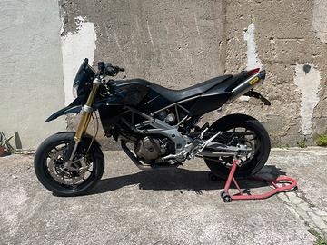 Aprilia Dorsoduro 750