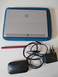 Microsoft Surface Go 3 con accessori